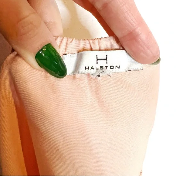 Halston | Pink Ruffle Top - Picture 3 of 4